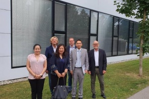 Ambassador Morakot Sriswasdi visited the Research Center for Pharmaceutical Engineering (RCPE) in Graz, Austria.